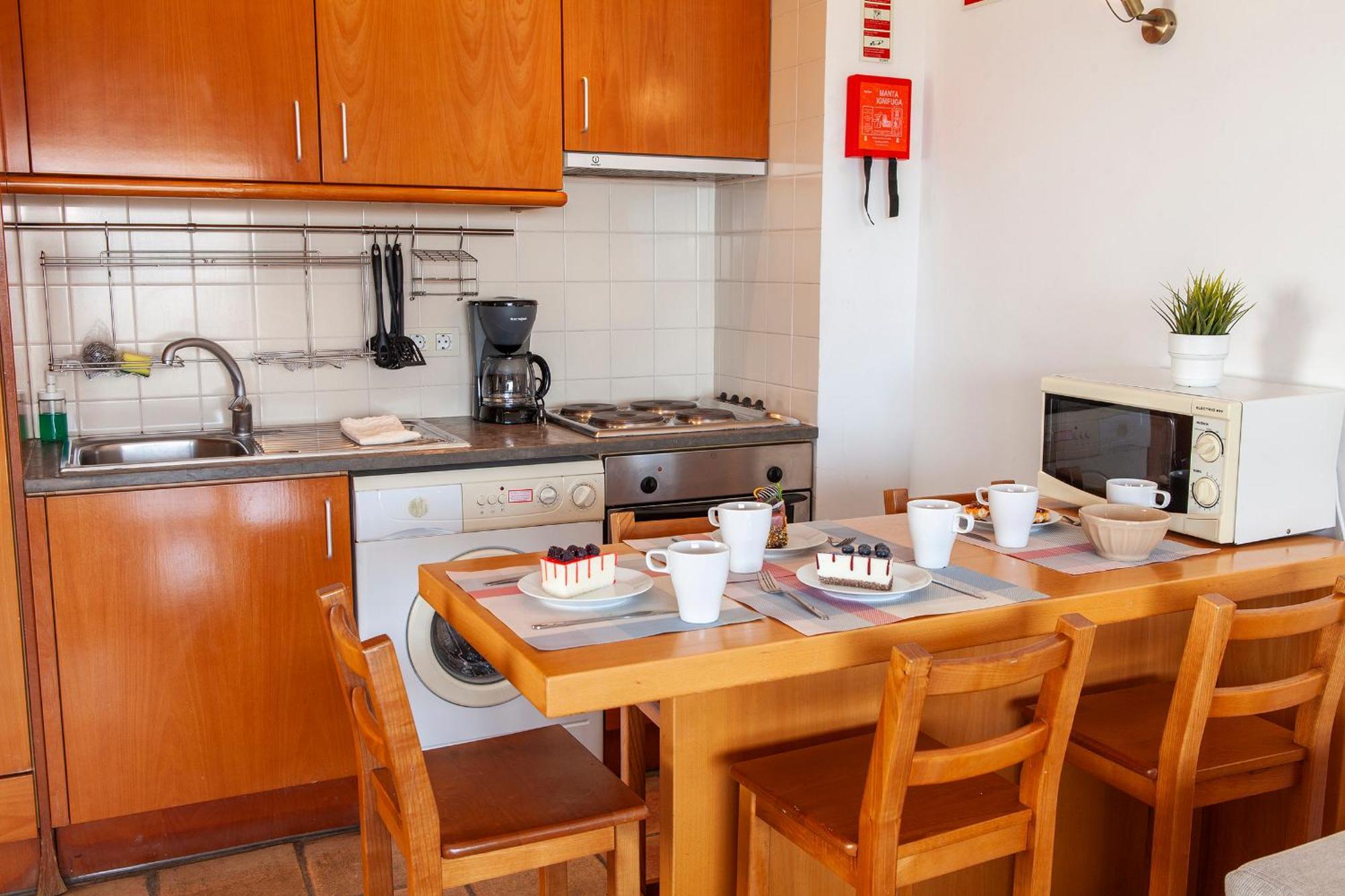 A11 - Marinapark Hill Apartment
